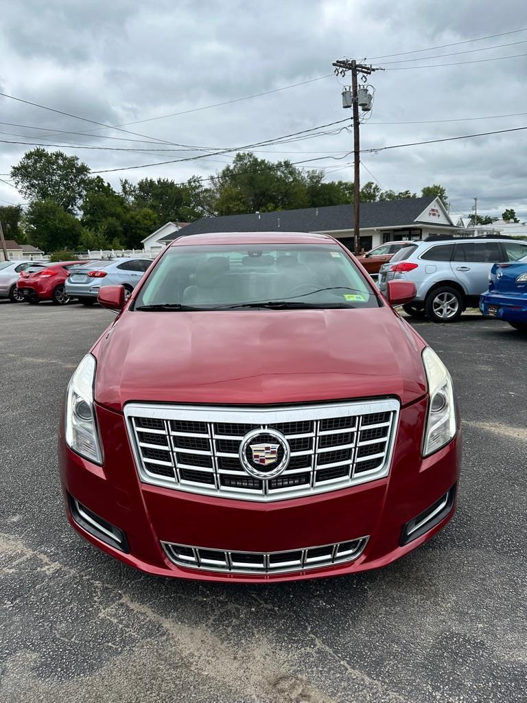 Cadillac XTS Base 2013