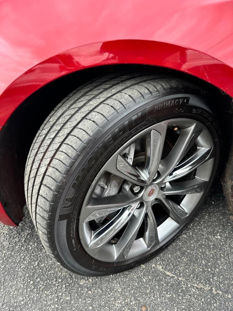 Cadillac XTS Base 2013