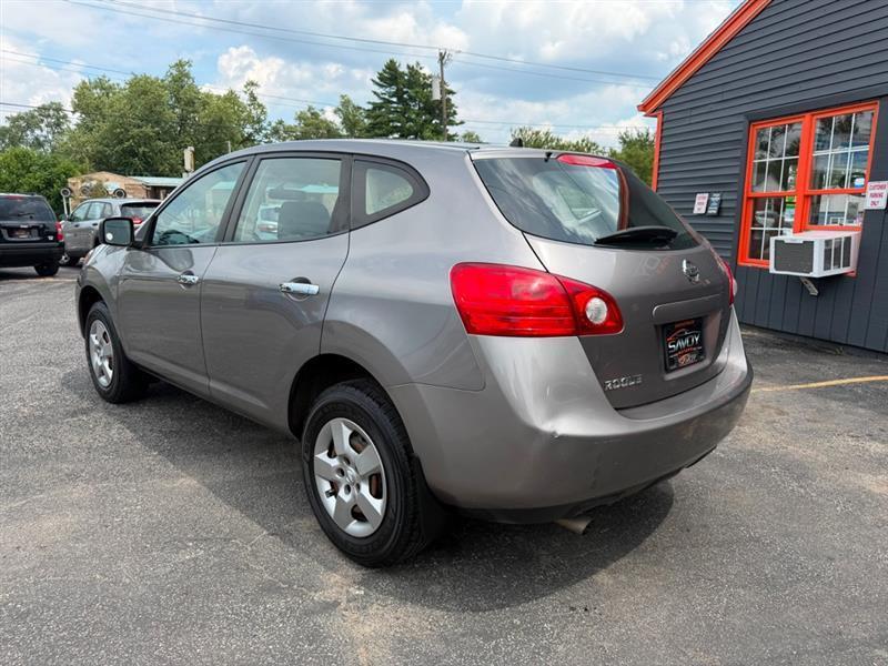 Nissan Rogue S AWD 2010