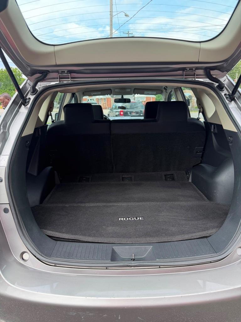 Nissan Rogue S AWD 2010