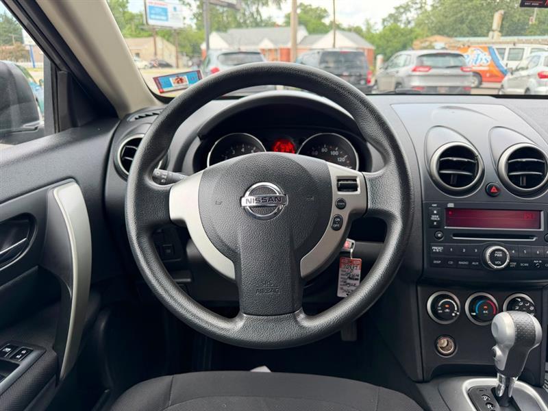 Nissan Rogue S AWD 2010
