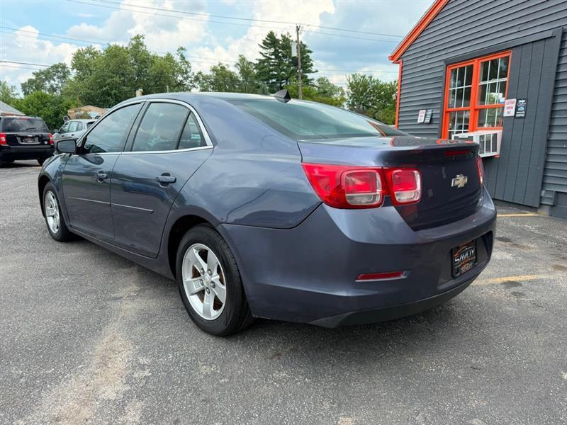 Chevrolet Malibu LS 2013