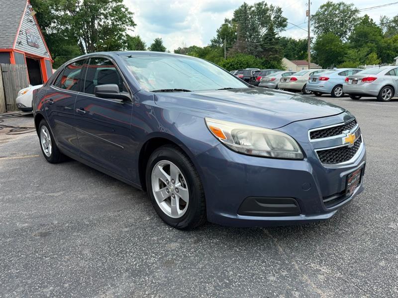 Chevrolet Malibu LS 2013