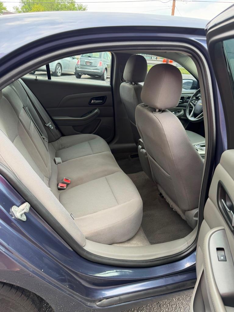 Chevrolet Malibu LS 2013