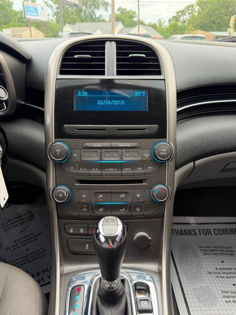 Chevrolet Malibu LS 2013