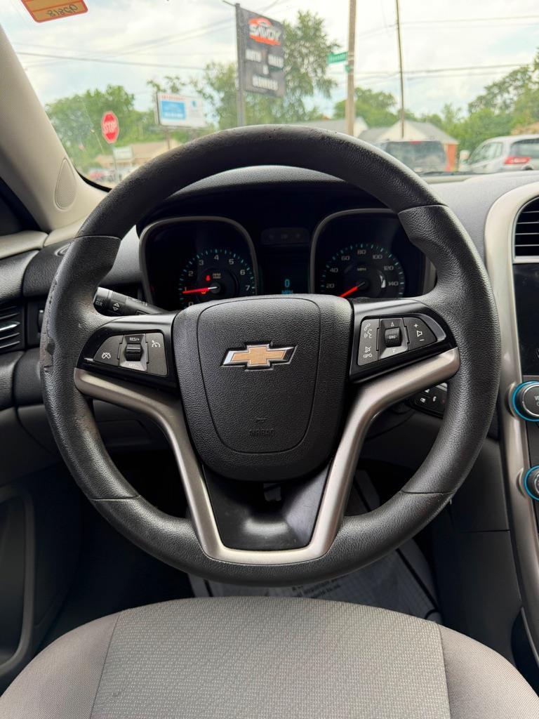 Chevrolet Malibu LS 2013