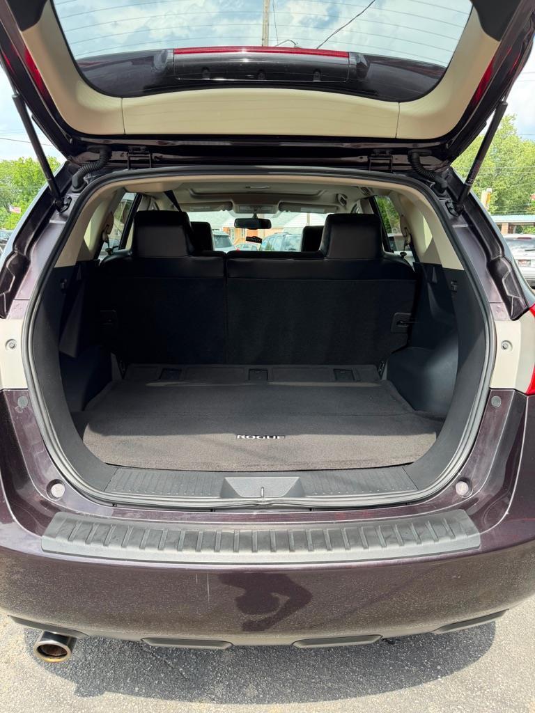 Nissan Rogue S AWD 2011