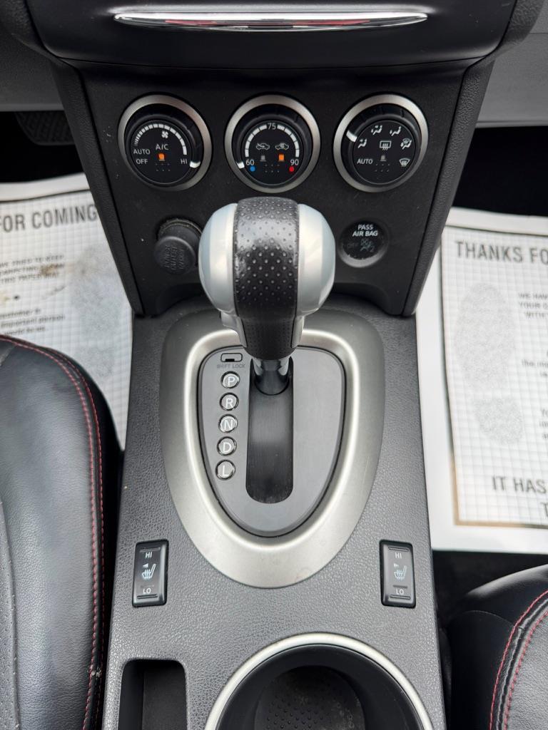 Nissan Rogue S AWD 2011