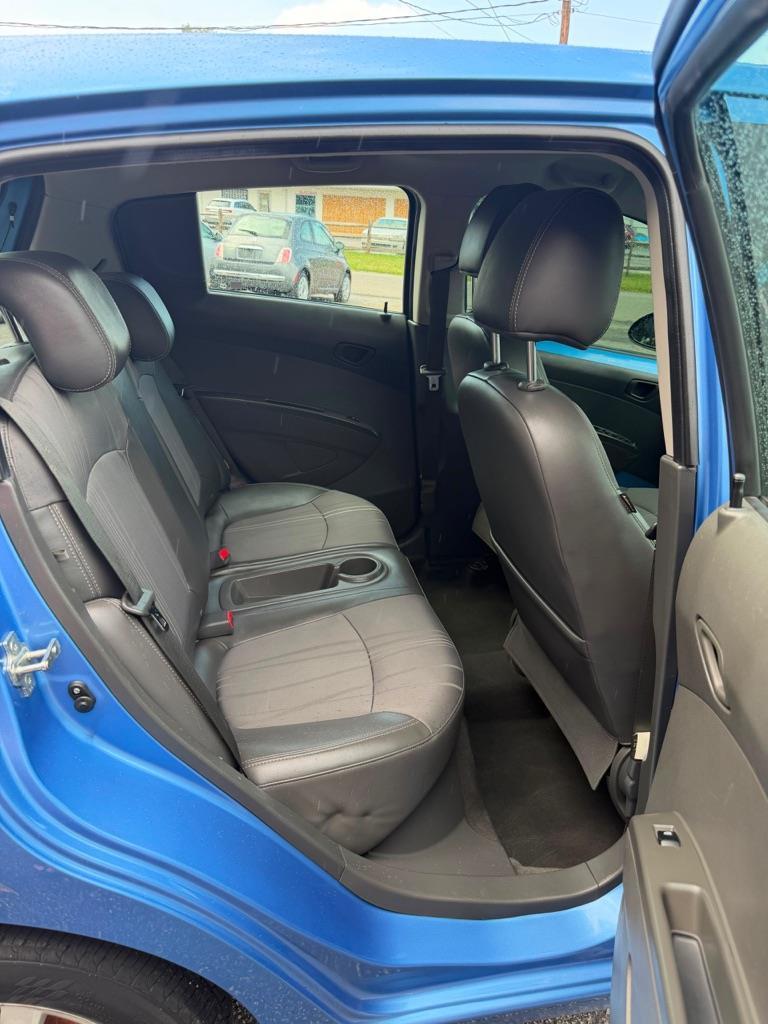 Chevrolet Spark LS CVT 2015