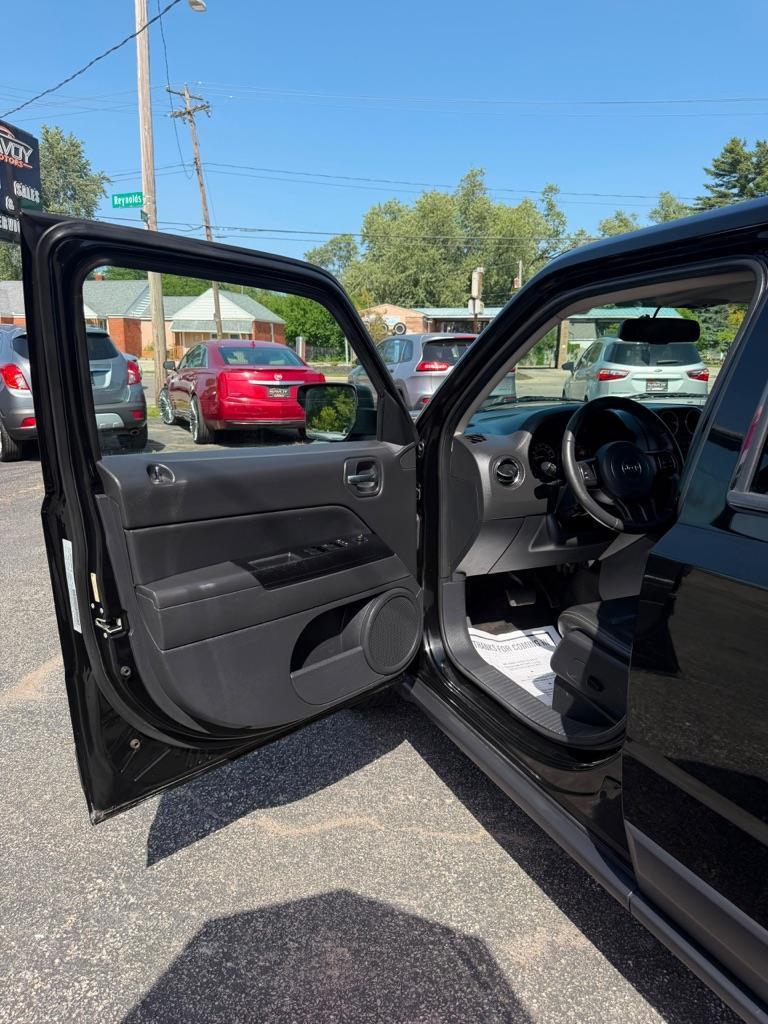 Jeep Patriot Latitude 2WD 2015