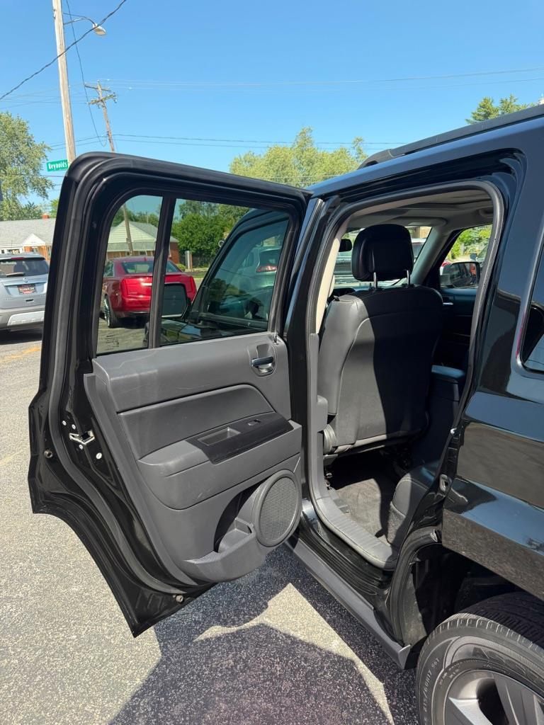 Jeep Patriot Latitude 2WD 2015