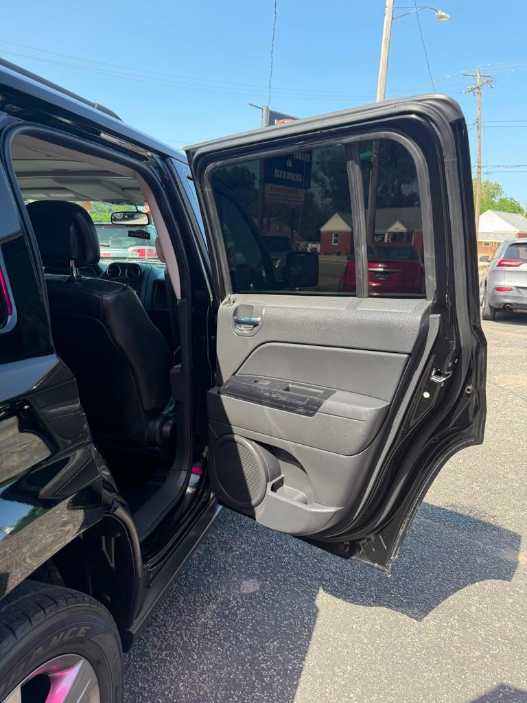 Jeep Patriot Latitude 2WD 2015