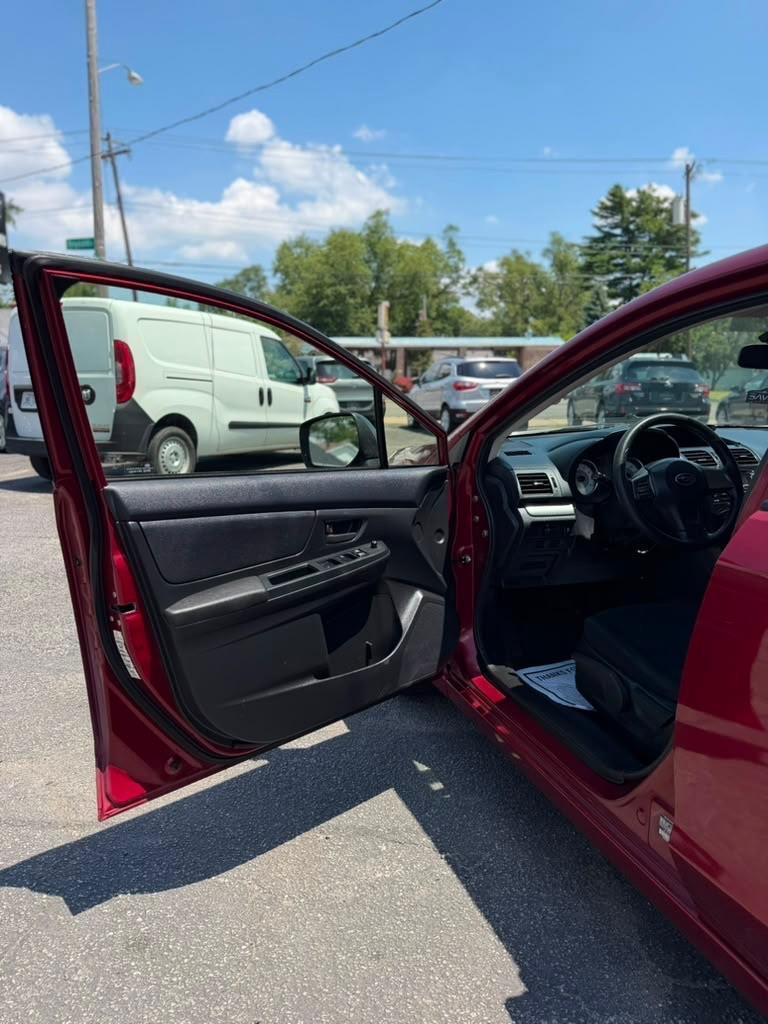 Subaru Impreza Base 4-Door 2014