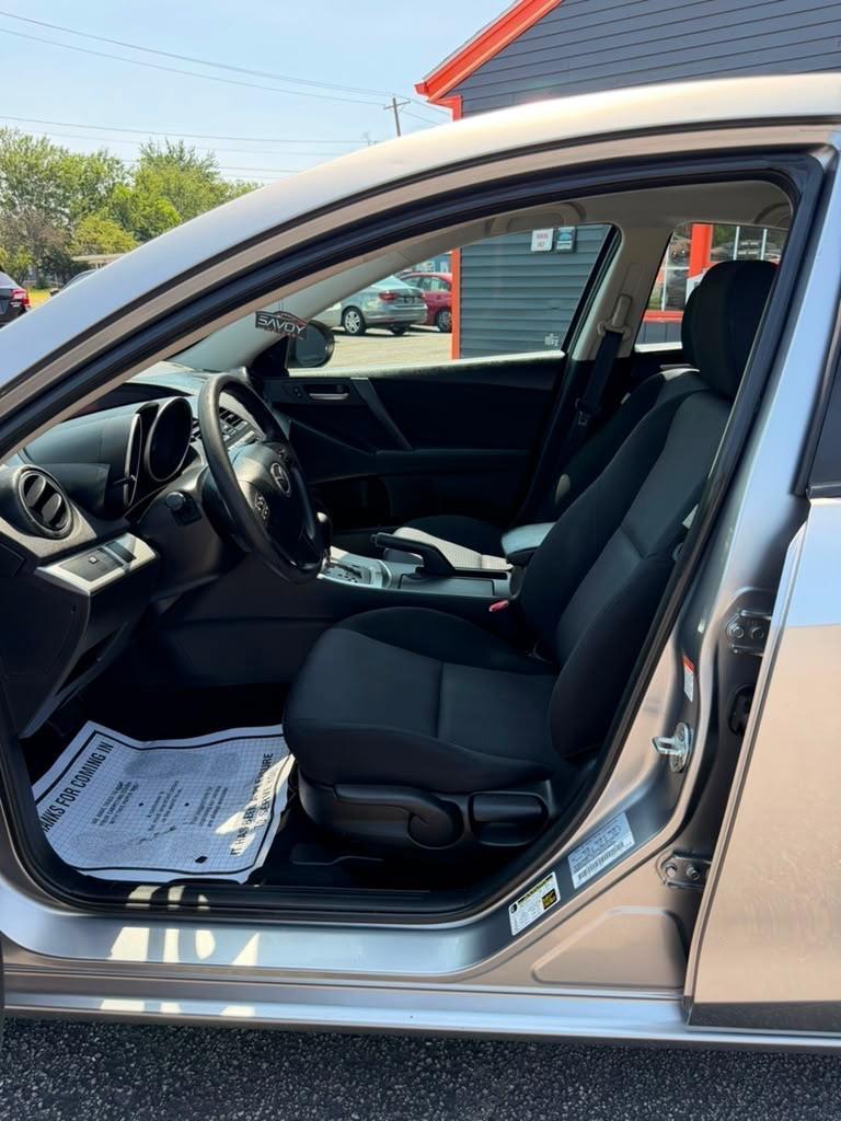 Mazda MAZDA3 i SV 4-Door 2010