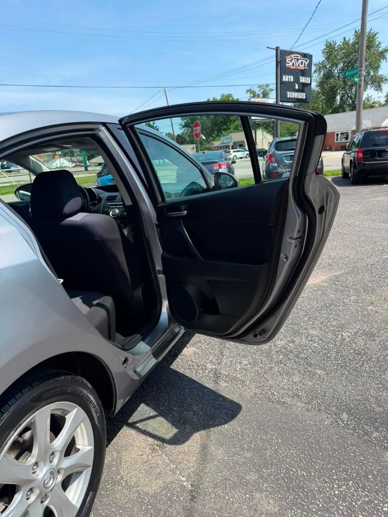 Mazda MAZDA3 i SV 4-Door 2010