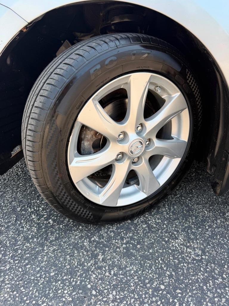 Mazda MAZDA3 i SV 4-Door 2010