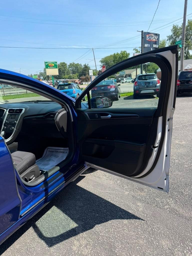 Ford Fusion SE 2015