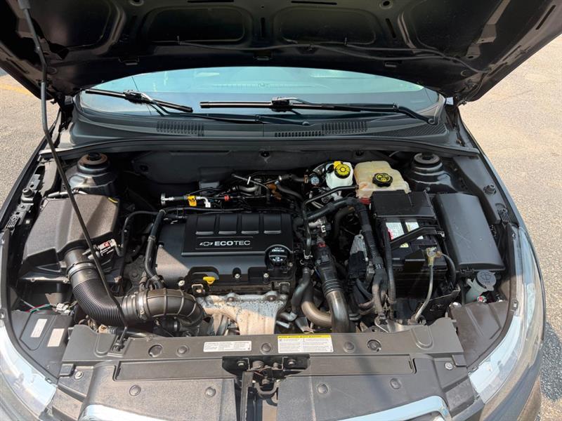 Chevrolet Cruze 2LT Auto 2015