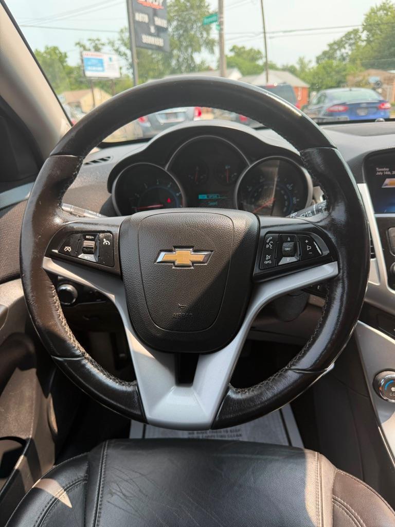 Chevrolet Cruze 2LT Auto 2015