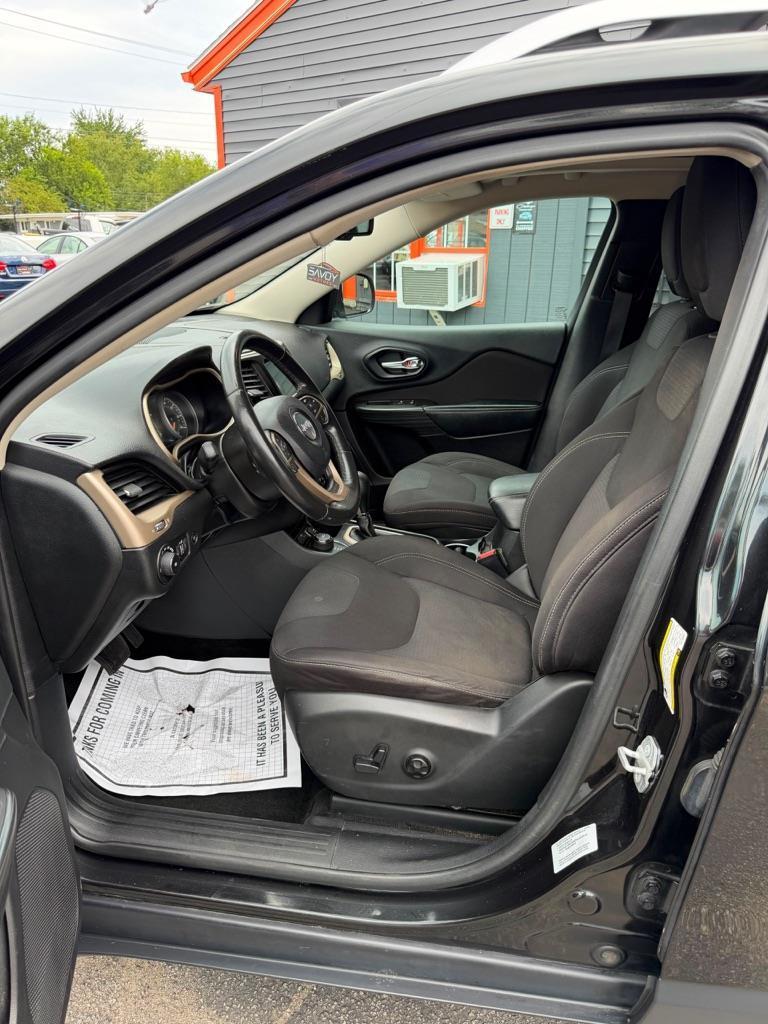 Jeep Cherokee Latitude 4WD 2015