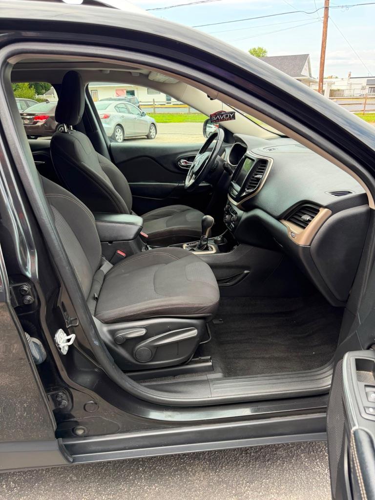 Jeep Cherokee Latitude 4WD 2015