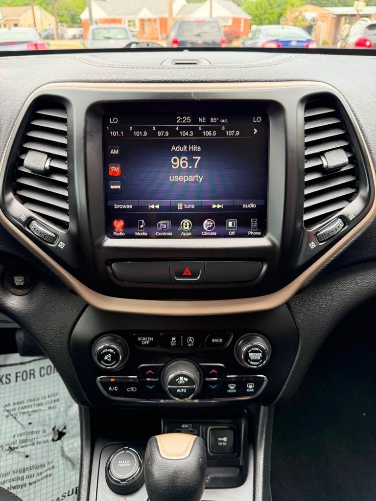 Jeep Cherokee Latitude 4WD 2015