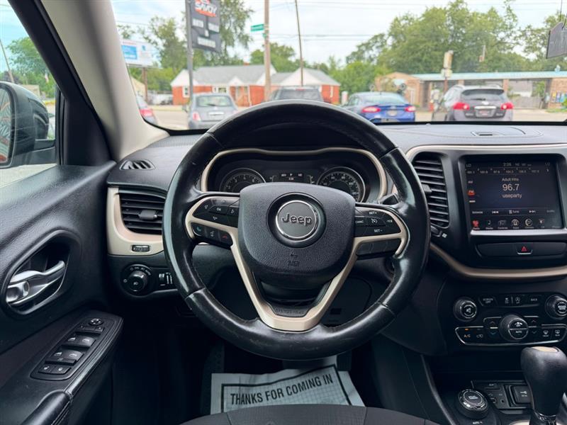 Jeep Cherokee Latitude 4WD 2015