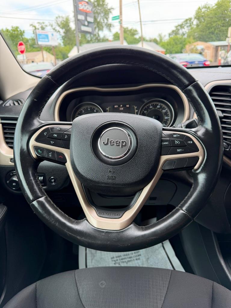 Jeep Cherokee Latitude 4WD 2015