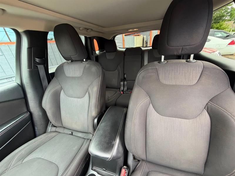 Jeep Cherokee Latitude 4WD 2015