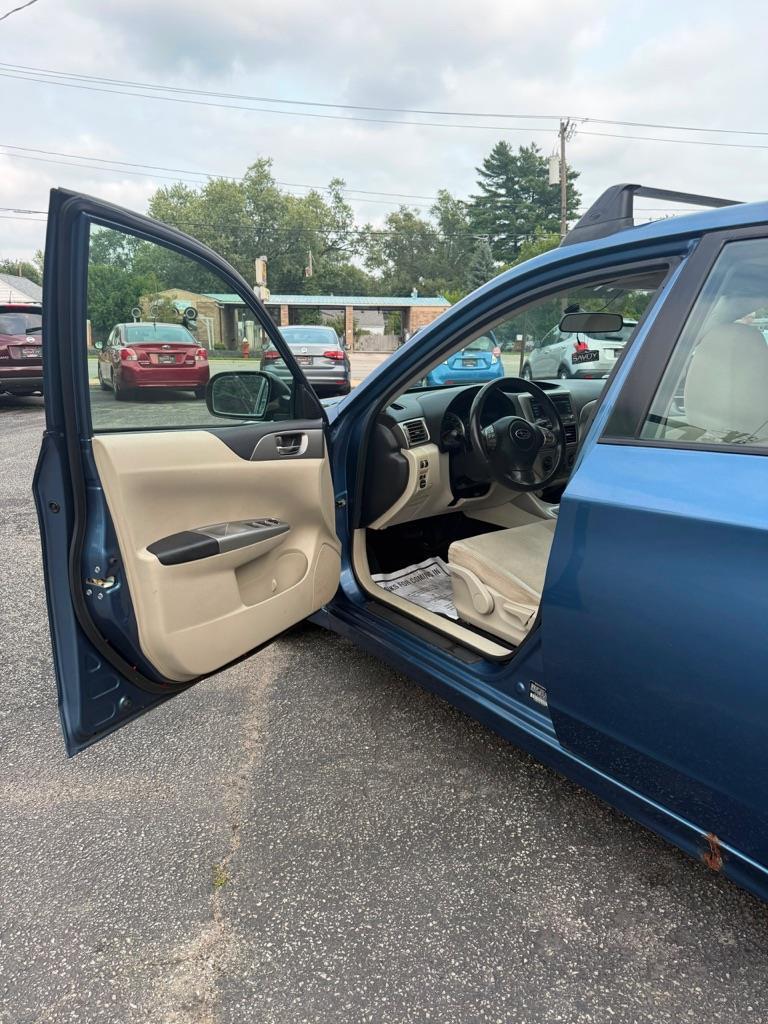 Subaru Impreza 2.5i Premium 5-Door 2010