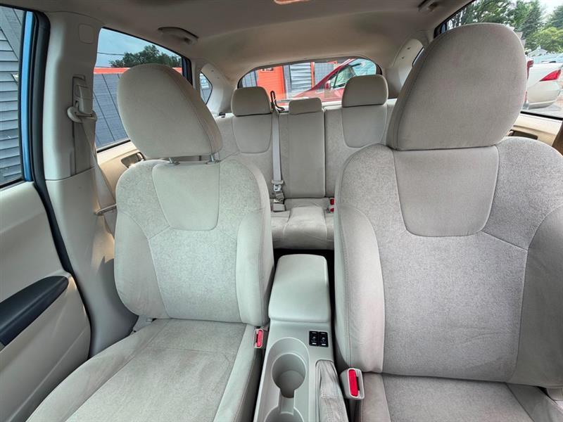 Subaru Impreza 2.5i Premium 5-Door 2010