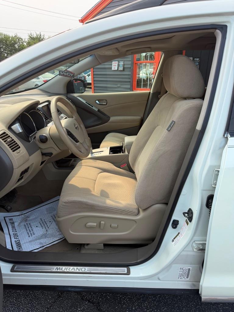 Nissan Murano S 2011
