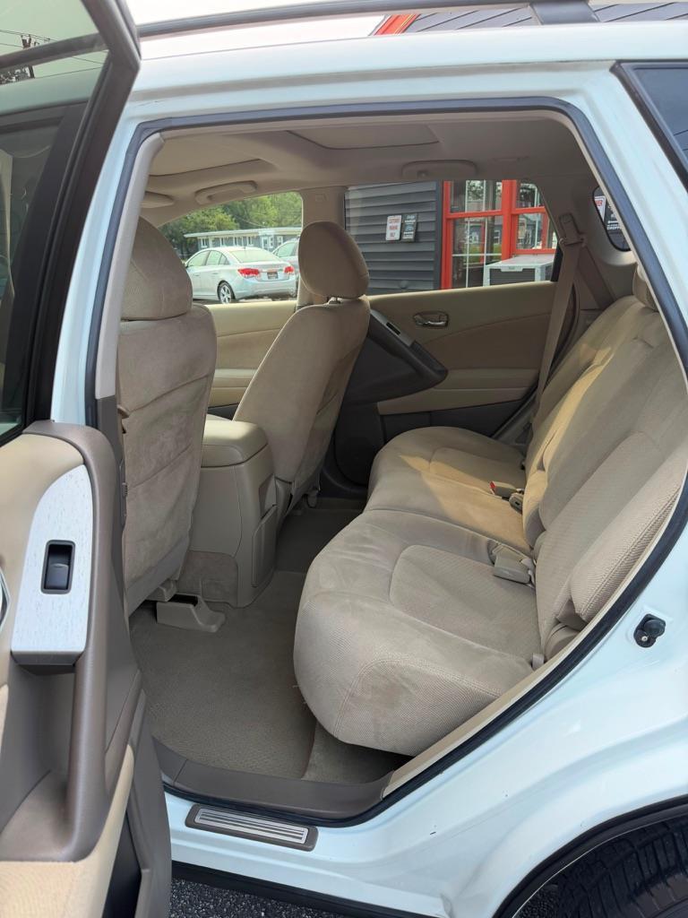 Nissan Murano S 2011