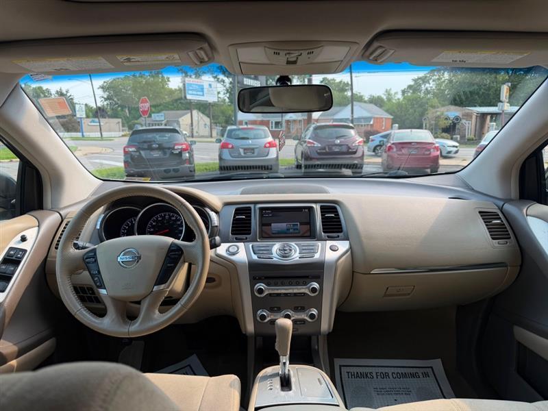 Nissan Murano S 2011