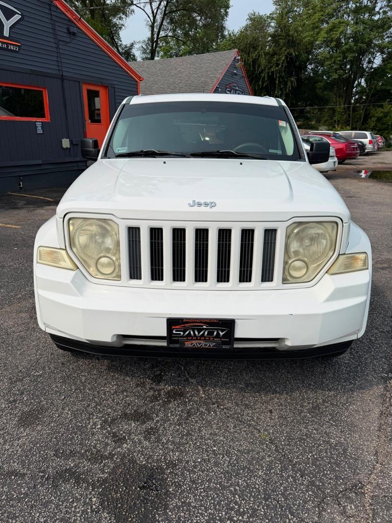 Jeep Liberty Sport 2WD 2011