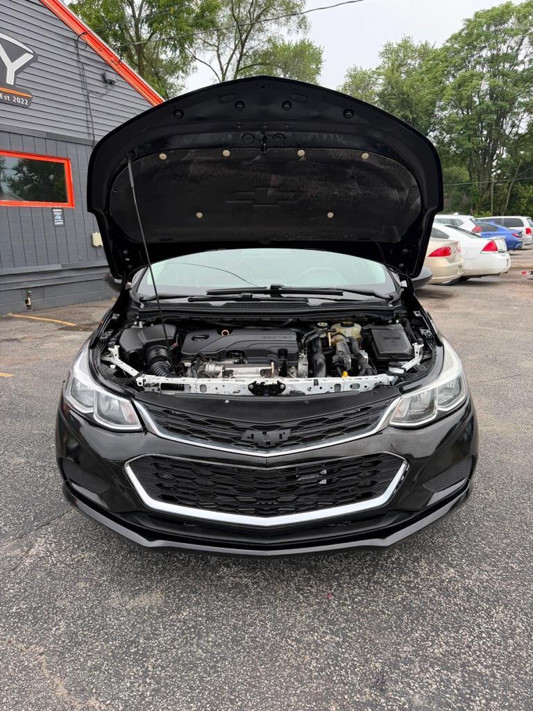 Chevrolet Cruze LS Auto 2018