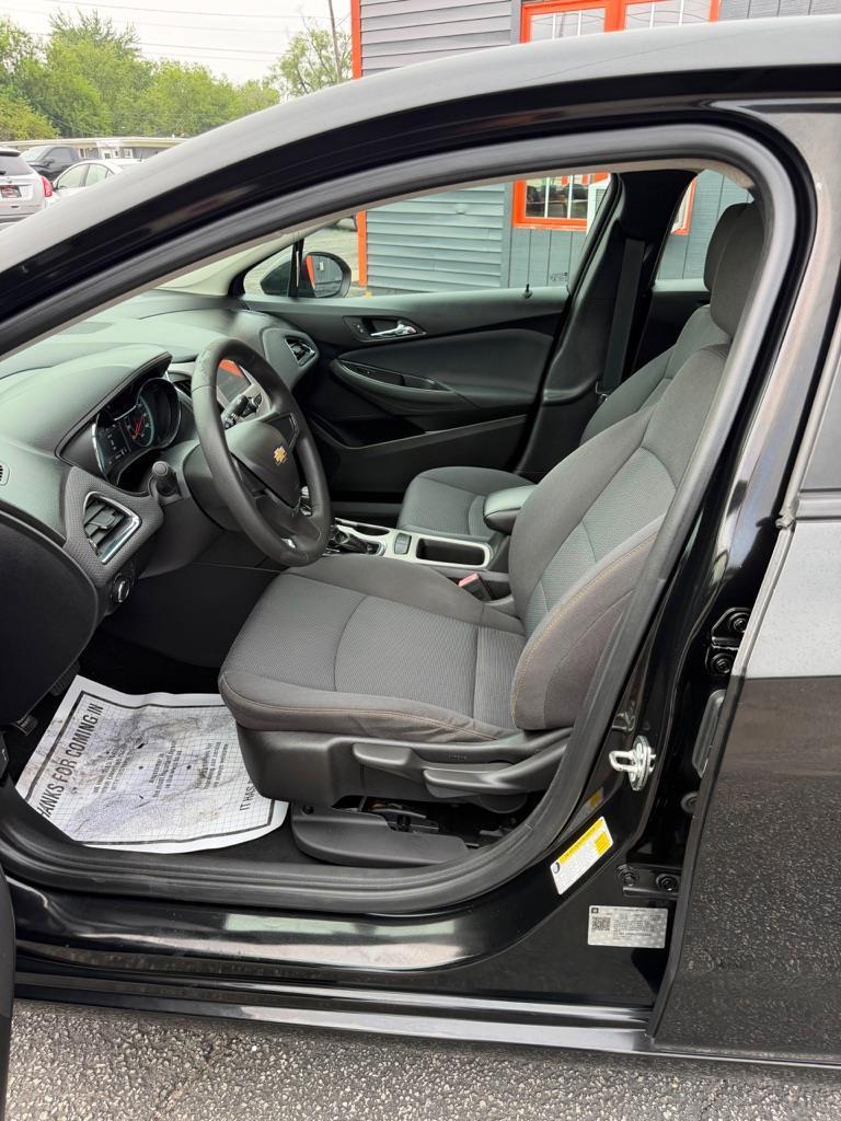Chevrolet Cruze LS Auto 2018