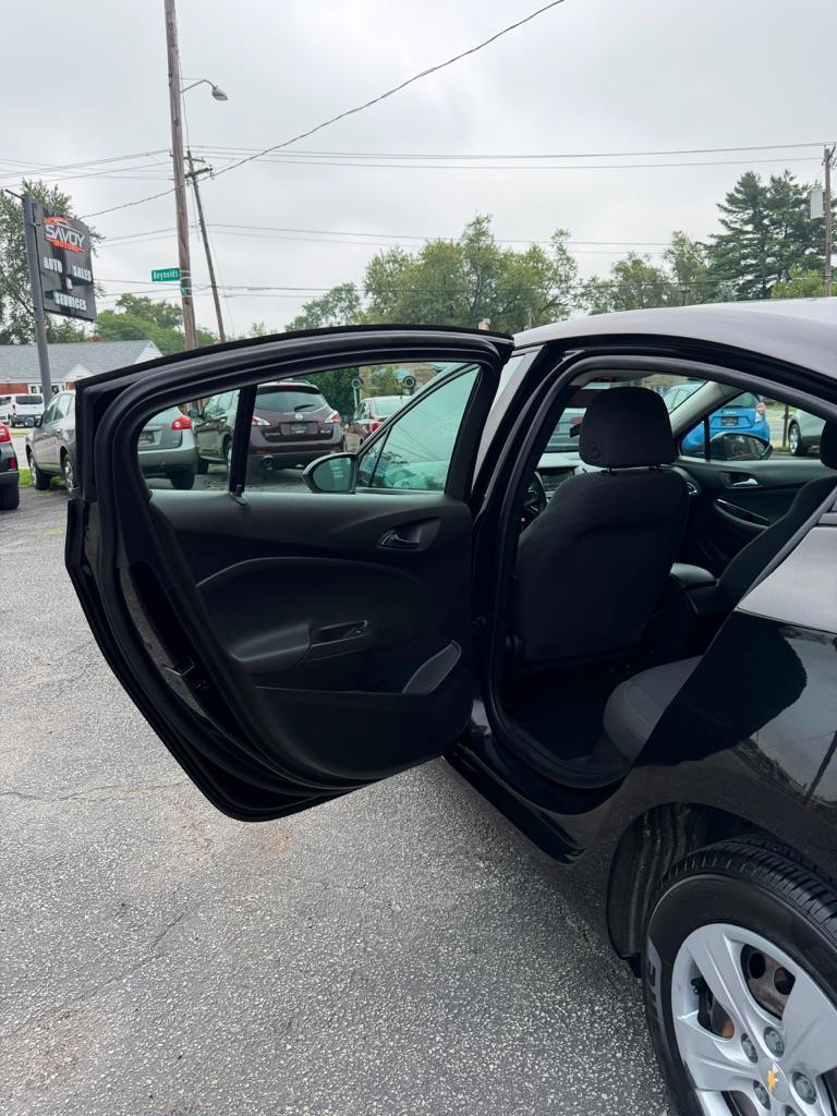 Chevrolet Cruze LS Auto 2018