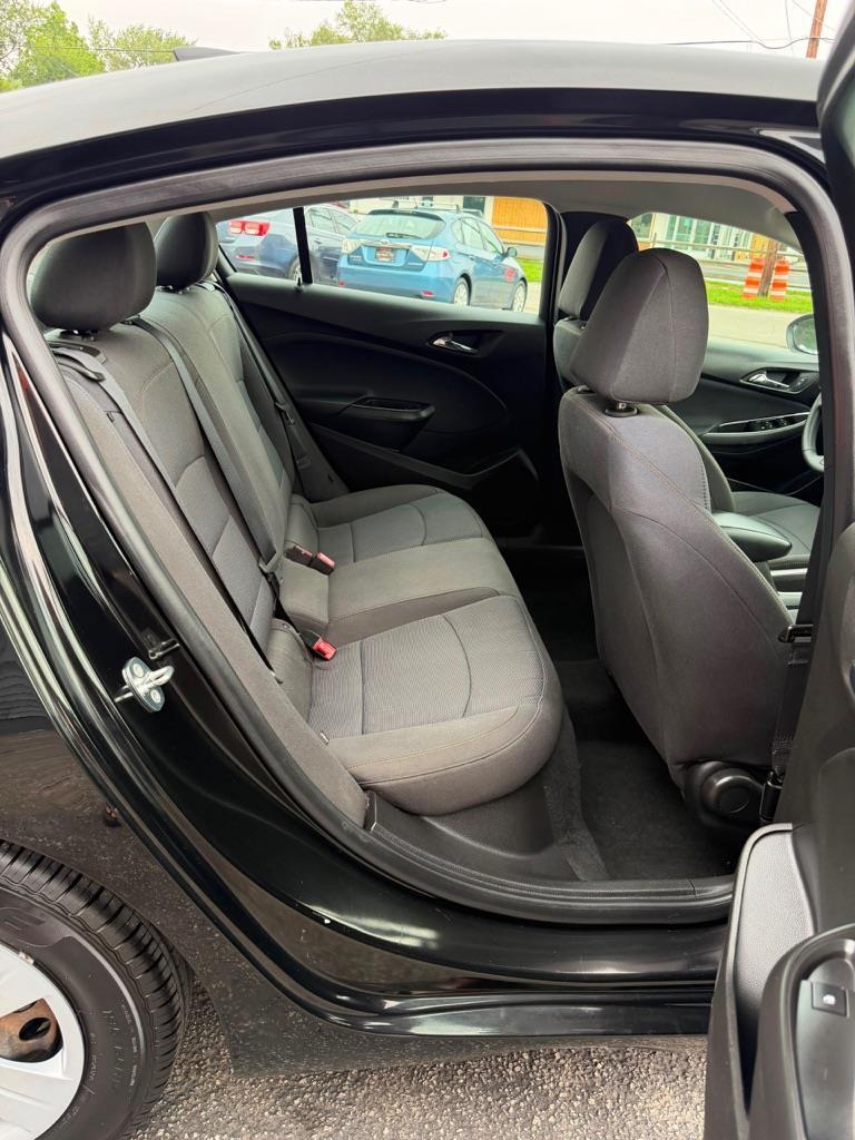 Chevrolet Cruze LS Auto 2018