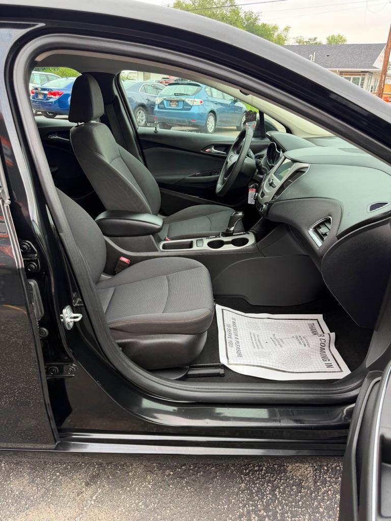 Chevrolet Cruze LS Auto 2018
