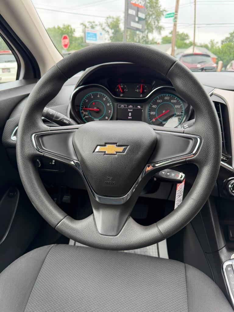 Chevrolet Cruze LS Auto 2018