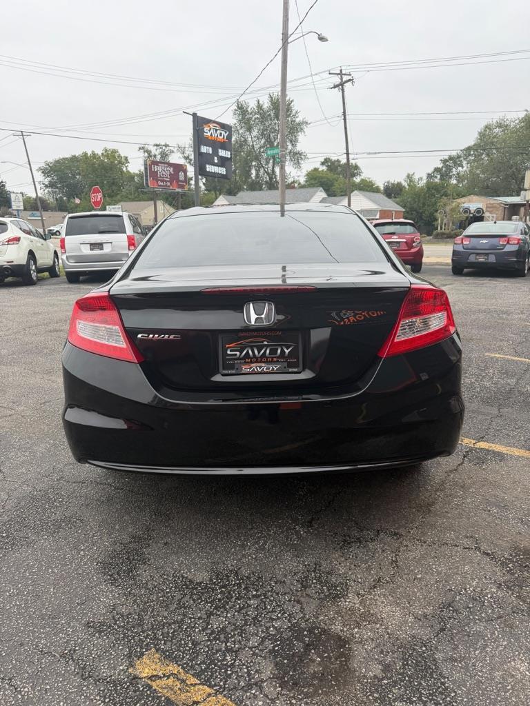 Honda Civic EX Coupe 5-Speed AT 2012