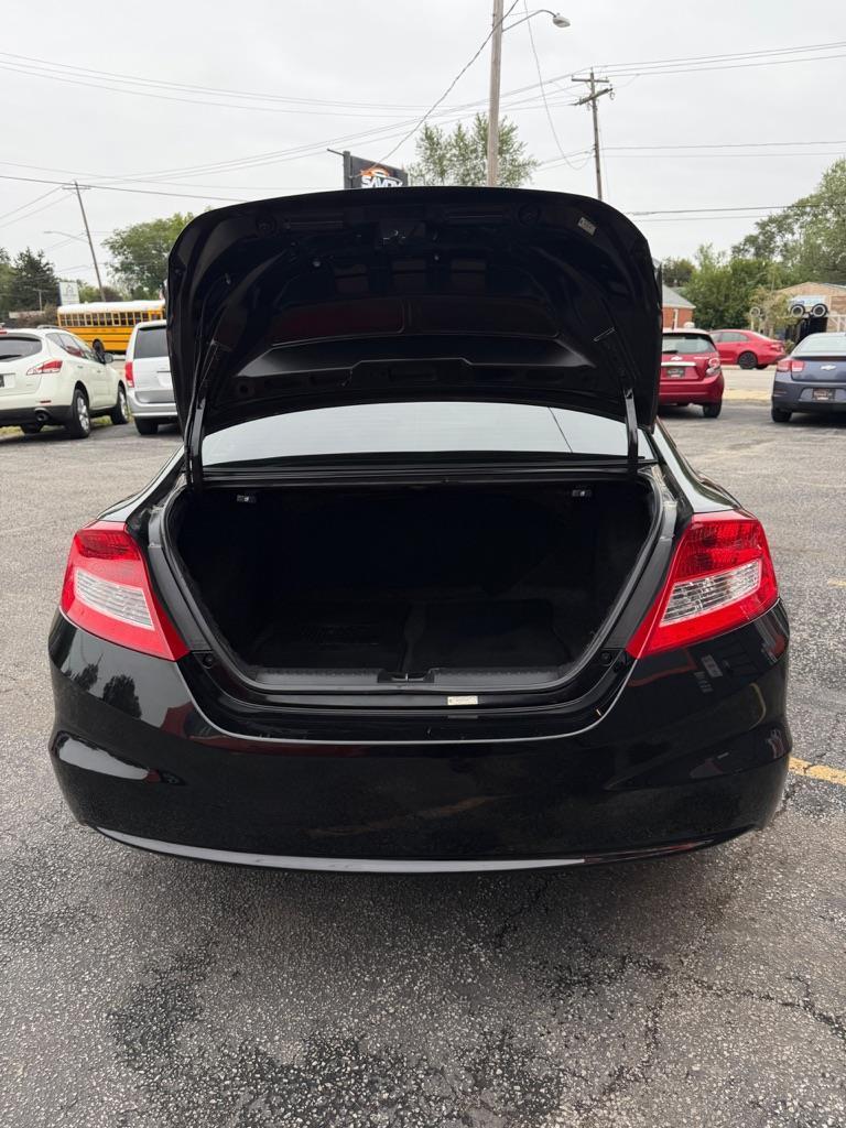 Honda Civic EX Coupe 5-Speed AT 2012