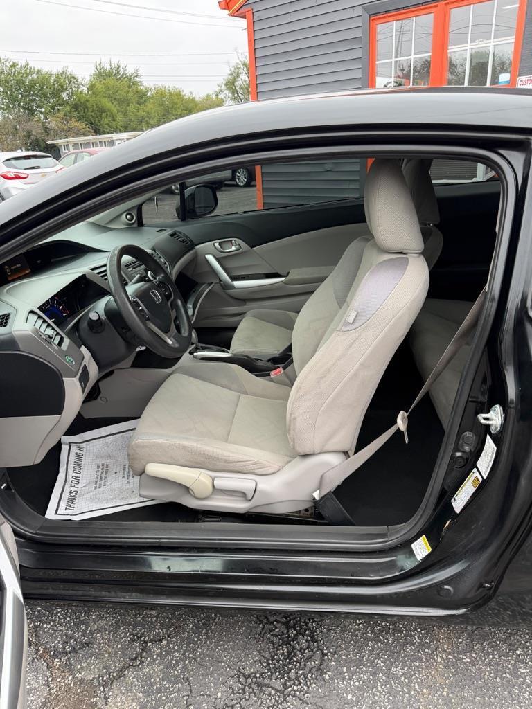 Honda Civic EX Coupe 5-Speed AT 2012