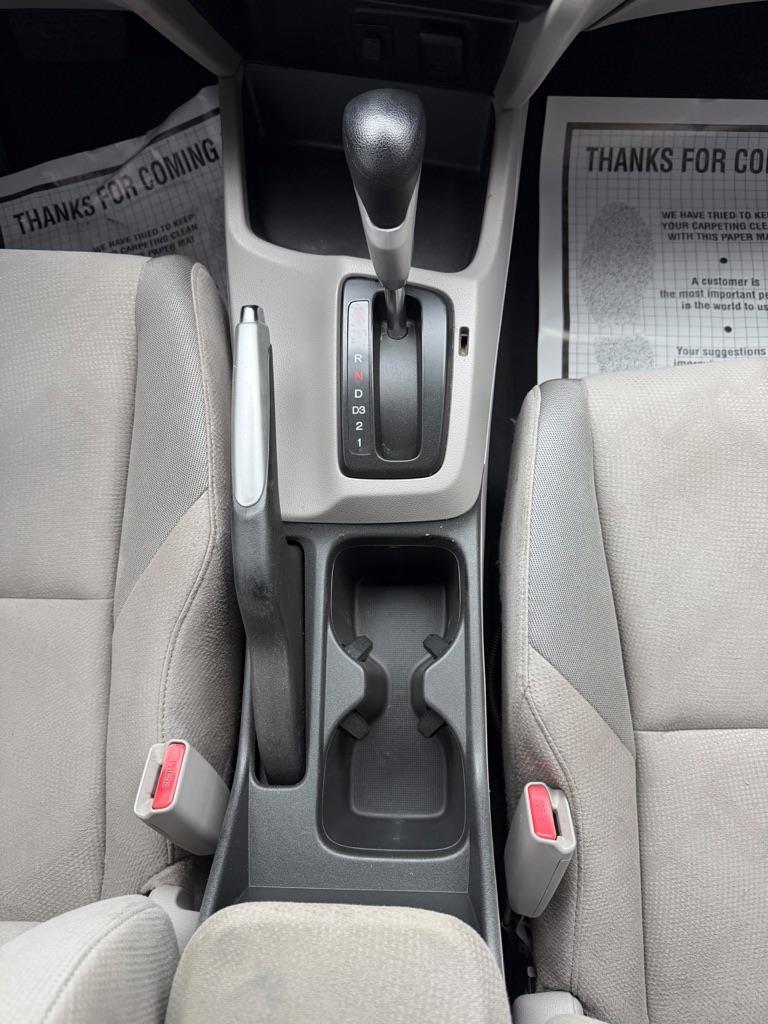 Honda Civic EX Coupe 5-Speed AT 2012