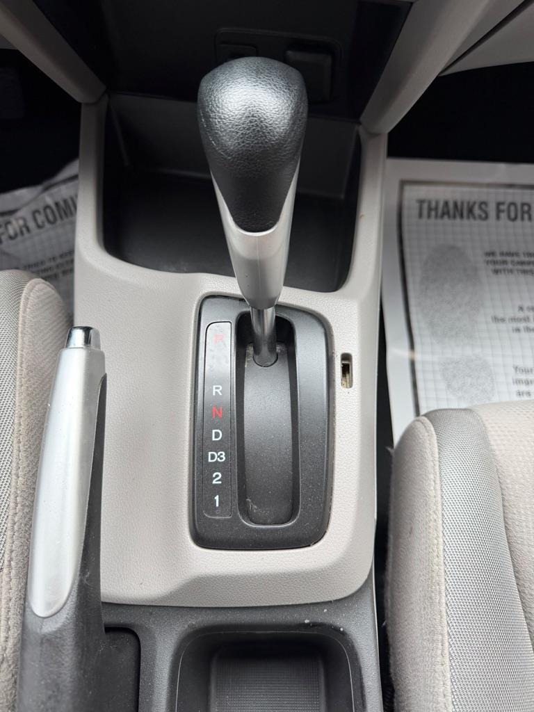Honda Civic EX Coupe 5-Speed AT 2012