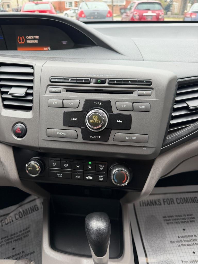 Honda Civic EX Coupe 5-Speed AT 2012