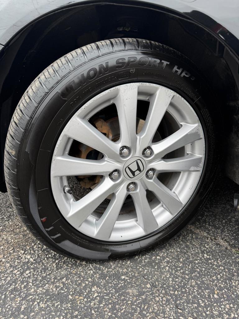 Honda Civic EX Coupe 5-Speed AT 2012