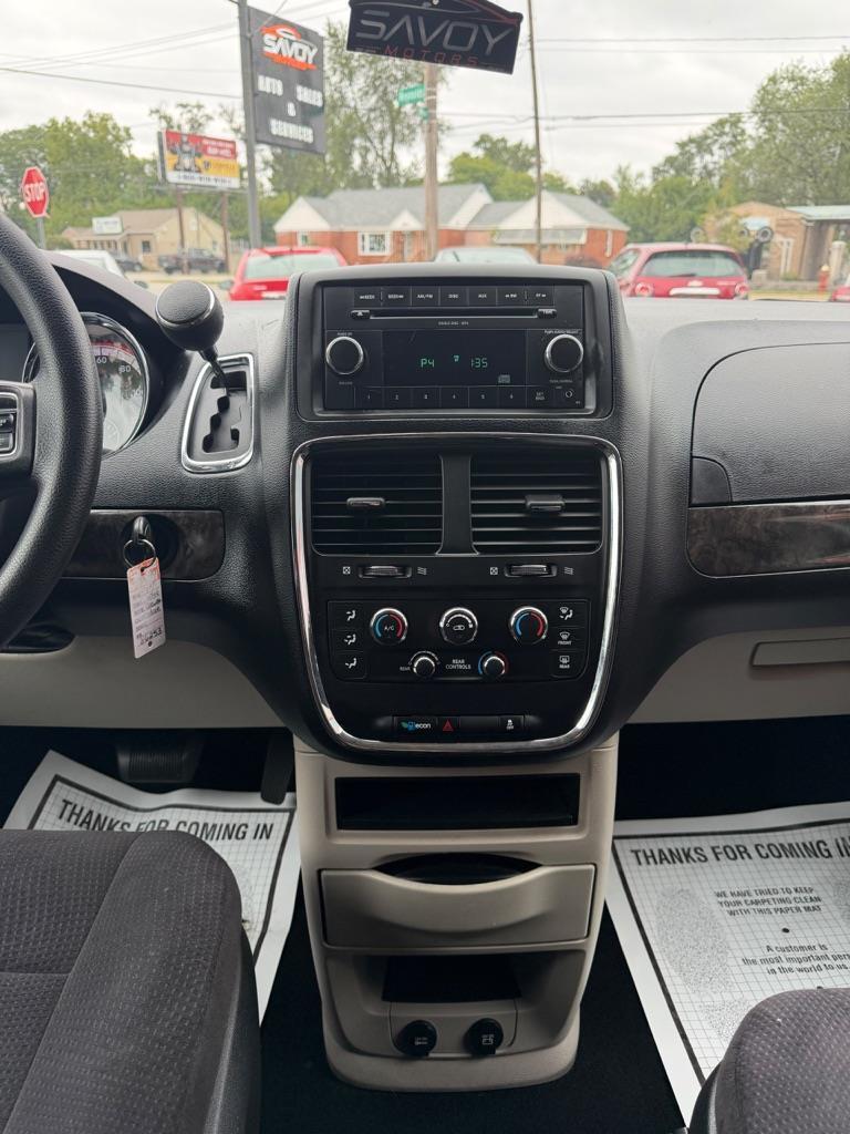 Dodge Grand Caravan Express 2011