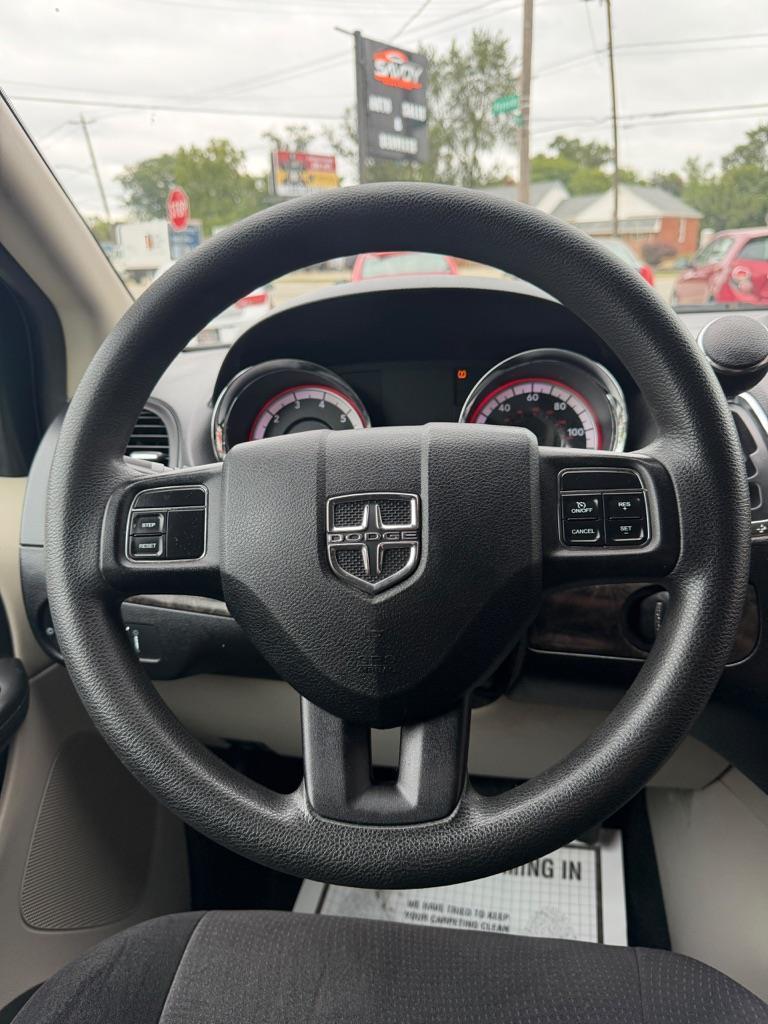 Dodge Grand Caravan Express 2011